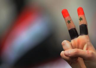 syrian-protest-victory-sign